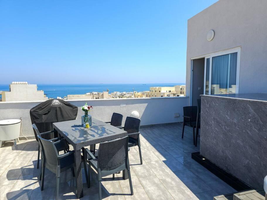 Marsaskala Sea View Duplex Penthouse - Mive Properties Экстерьер фото