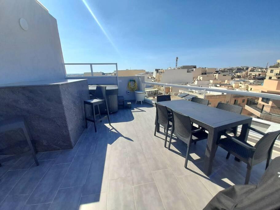 Marsaskala Sea View Duplex Penthouse - Mive Properties Экстерьер фото