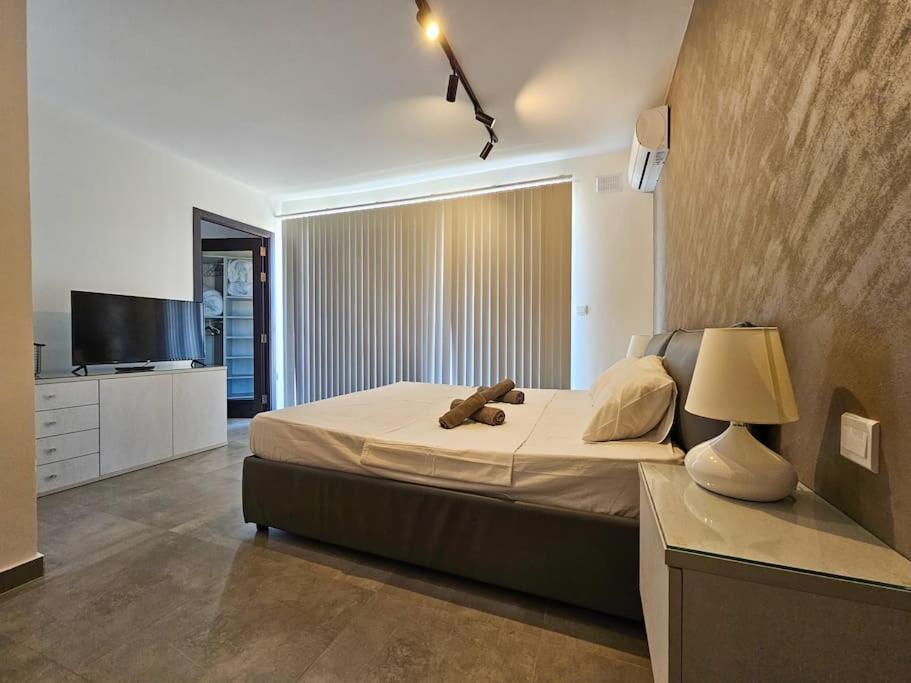 Marsaskala Sea View Duplex Penthouse - Mive Properties Экстерьер фото
